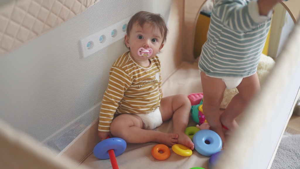 lozko-turystyczne-dla-dzieci2