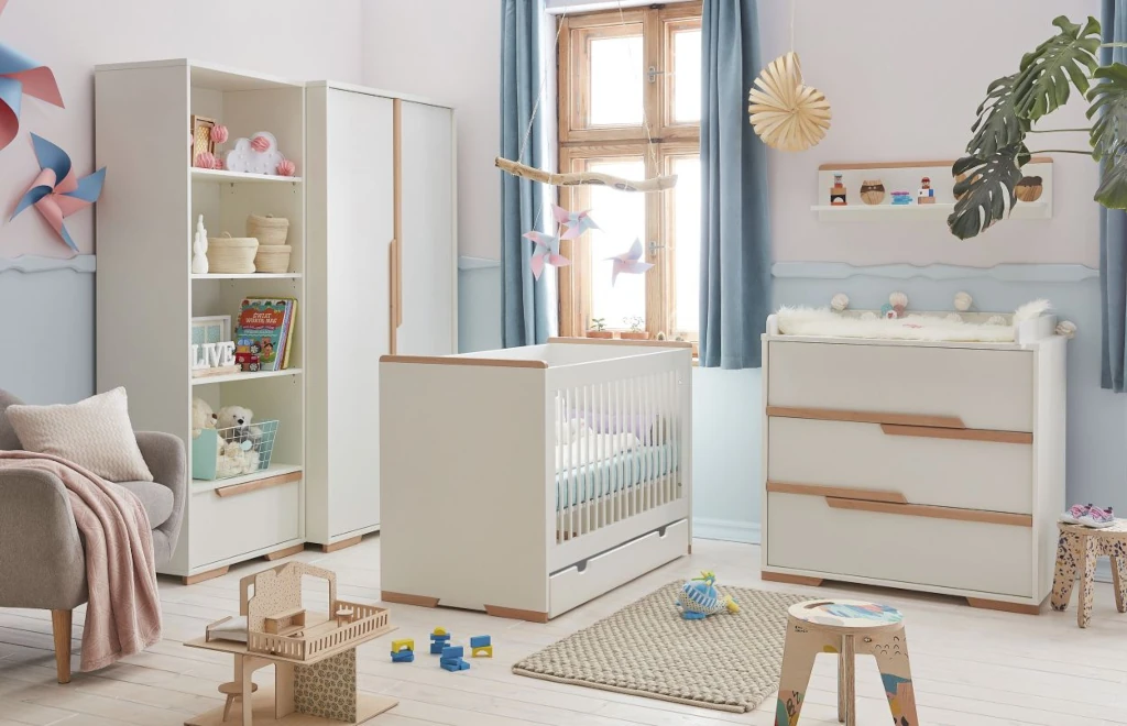 jaka szafa do pokoju dziecka