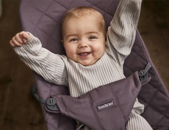 Leżaczek BABY BJORN BLISS Cotton - maksimum szczęścia i wygody